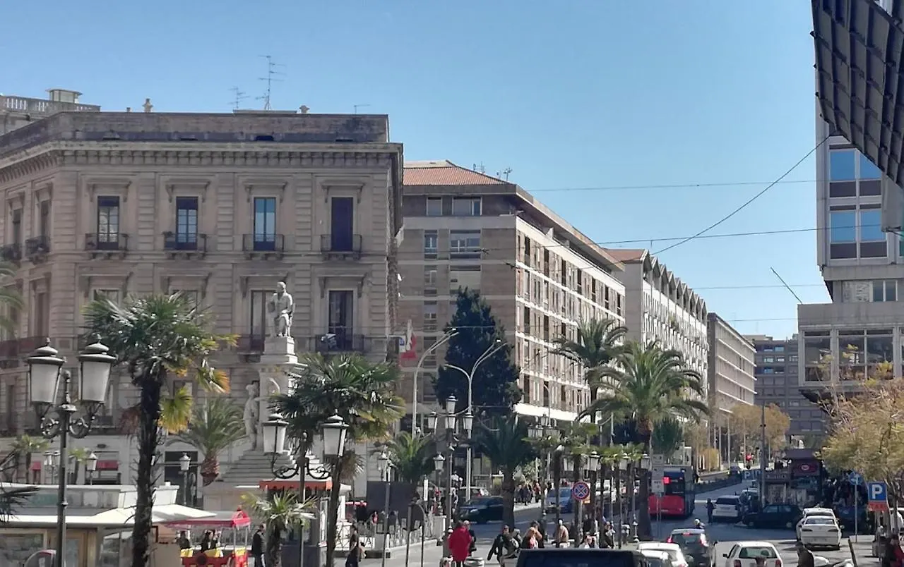 Colibri' - Boutique Apartment كاتانيا